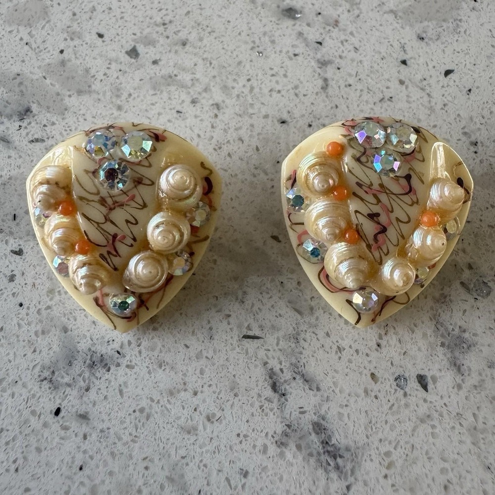 Vintage 50s Cream Clip On Lucite Earrings Nautical Theme Shells Orange Beads
